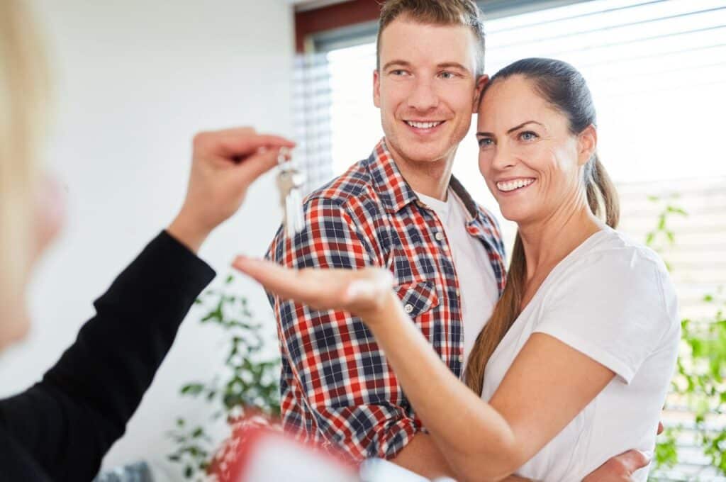 how to screen tenants for rental property