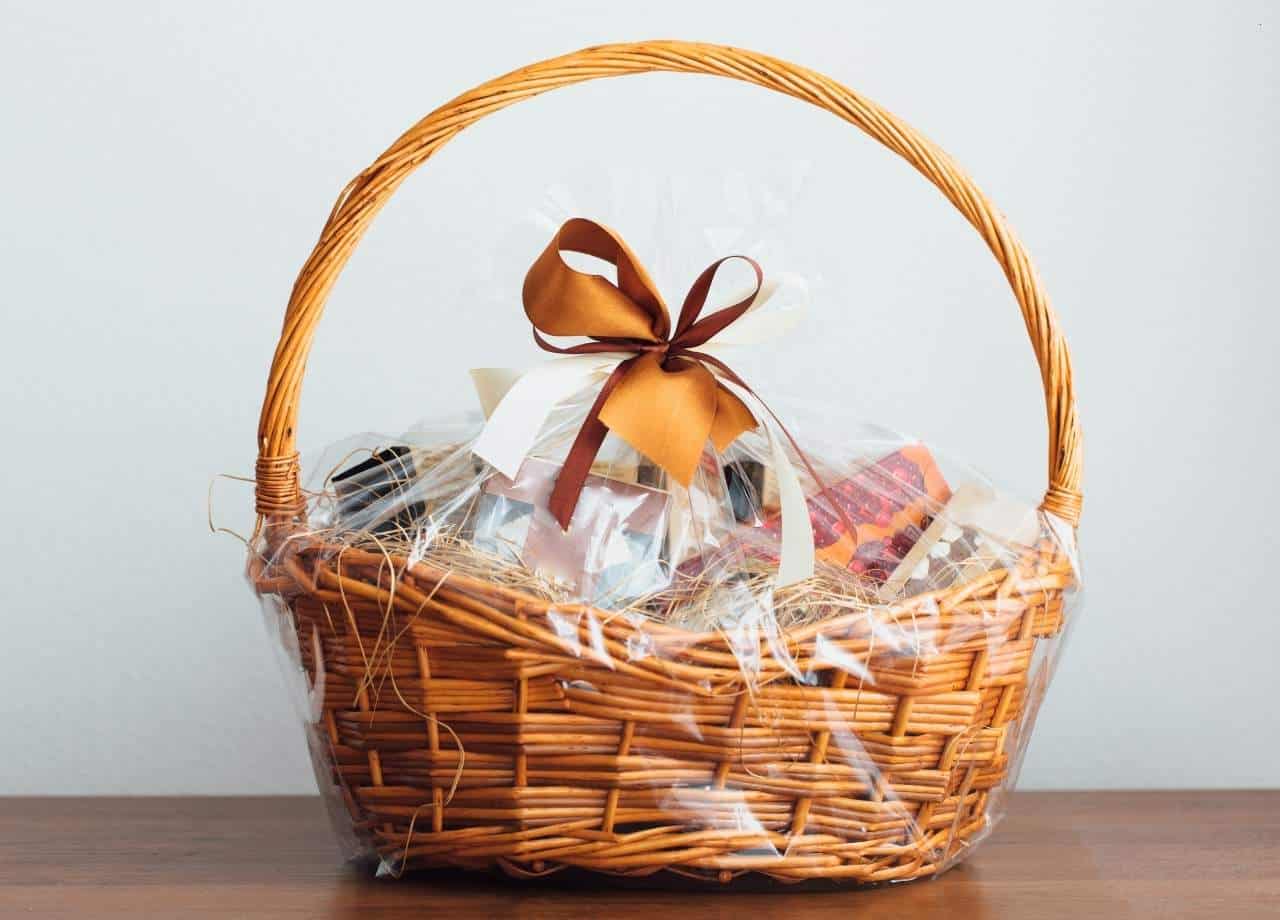 move in basket gift